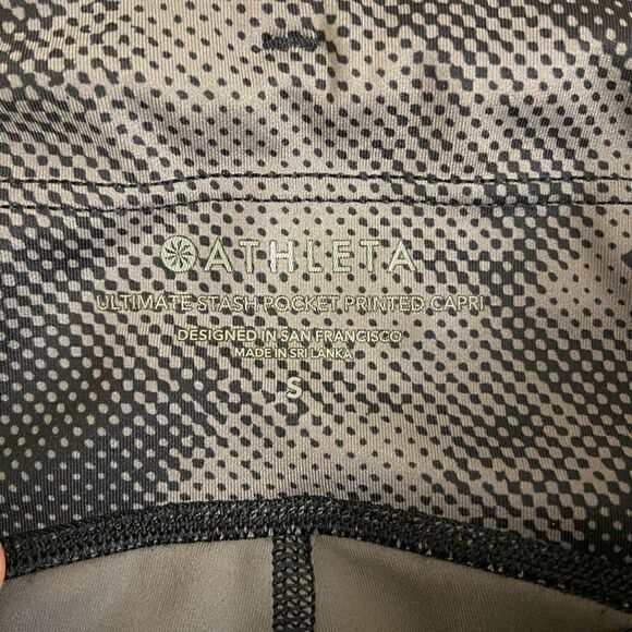 Athleta Ultimate Stash Pocket Printed Capri High Rise Black Gray Dots Small - Picture 3 of 4